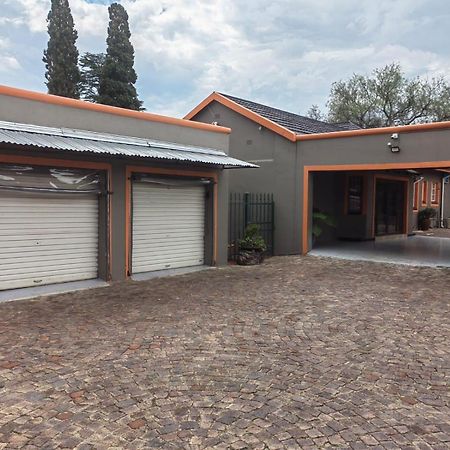 Sibahlenomhlambi Guesthouse Springs  Kültér fotó