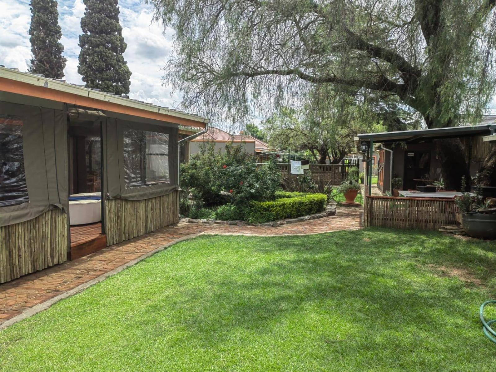 Sibahlenomhlambi Guesthouse Springs  Kültér fotó